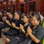 วัดสายไหม ปทุมธานี ร่วมสวดพระอภิธรรม อุทิศถวาย พระบรมราชชนนีพันปีหลวง