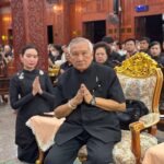 วัดสายไหม ปทุมธานี ร่วมสวดพระอภิธรรม อุทิศถวาย พระบรมราชชนนีพันปีหลวง