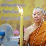 สมเด็จพระมหารัชมงคลมุนี จุดเทียนชัย นั่งปรกอฐิฐานจิต 'เหรียญวาสนา' หลวงพ่ออ๊อด วัดสายไหม
