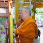 สมเด็จพระมหารัชมงคลมุนี จุดเทียนชัย นั่งปรกอฐิฐานจิต 'เหรียญวาสนา' หลวงพ่ออ๊อด วัดสายไหม