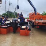 นทพ. ระดมกำลัง ช่วยเหลือประชาชน พื้นที่หาดใหญ่ ประสบภัยน้ำท่วม เฝ้าระวัง 24 ชม.