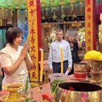 รองปลัดกทม. เปิดงาน 'ลอยกระทงเชิงสะพานกรุงเทพ' ปีแรก สืบสานประเพณีไทย-ชูแนวคิดกระทงรักษ์โลก