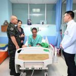 มทภ. 2 เยี่ยมให้กำลังใจทหาร รับบาดเจ็บ เปรียบ พลังอำนาจกองทัพ-กำลังพลทุกนาย