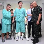 มทภ. 2 เยี่ยมให้กำลังใจทหาร รับบาดเจ็บ เปรียบ พลังอำนาจกองทัพ-กำลังพลทุกนาย