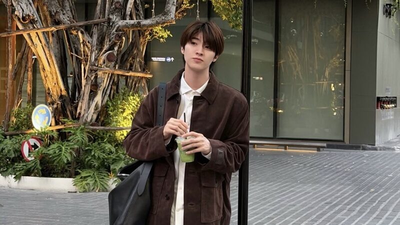 บลู