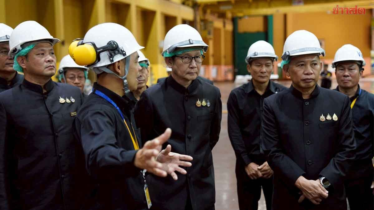 ภาพประกอบข่าว: ‘อรรถพล’ ลงพื้นที่เขื่อนสิริกิติ์ ติดตามแผนไฟฟ้าพลังน้ำ ตรวจน้ำในเขื่อนใกล้ชิด