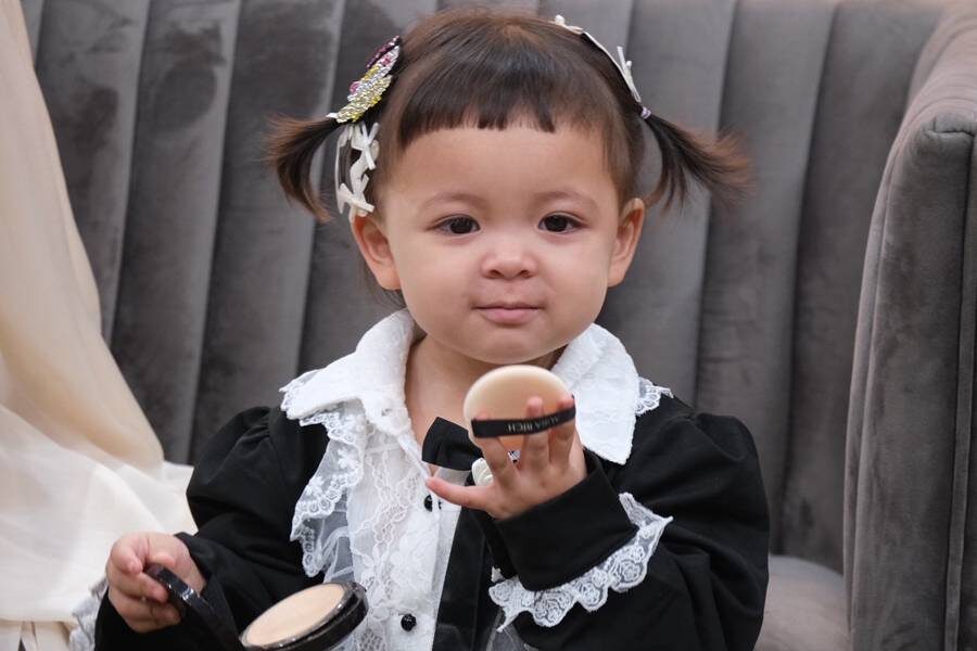 “โมเน่-โซล” ต้าวแฝด “เม พรีมายา” ยอดวิวทะลุ 10 ล้าน เคลียร์ใจดราม่ารักลูกไม่เท่ากัน