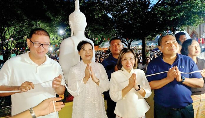 เที่ยววัด-วันหยุด
