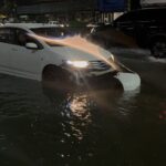ฝนถล่มหนัก พัทยาอ่วม น้ำท่วมหลายจุดทั่วเมือง จมถนนสุขุมวิทสูง1เมตร รถเล็กสัญจรไม่ได้