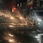 ฝนถล่มหนัก พัทยาอ่วม น้ำท่วมหลายจุดทั่วเมือง จมถนนสุขุมวิทสูง1เมตร รถเล็กสัญจรไม่ได้