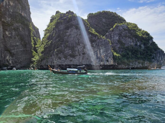 เปิด 10 อันดับ อุทยานแห่งชาติ ยอดนิยม ปี 2568 ทำรายได้สูงสุด