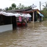 ชาวพัทลุง 5 อำเภอ ริมทะเลสาบสงขลา เดือดร้อนแสนสาหัส ประสบอุทกภัย-ทุกข์โรคน้ำกัดเท้า เร่งอพยพหนี