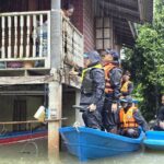 นราฯ ฝนตกหนัก แม่น้ำ 3 สาย ล้นตลิ่งไหลท่วม 9 อำเภอ ชาวบ้านเสียชีวิต 1 คน 153,996 ราย ประสบอุทกภัย