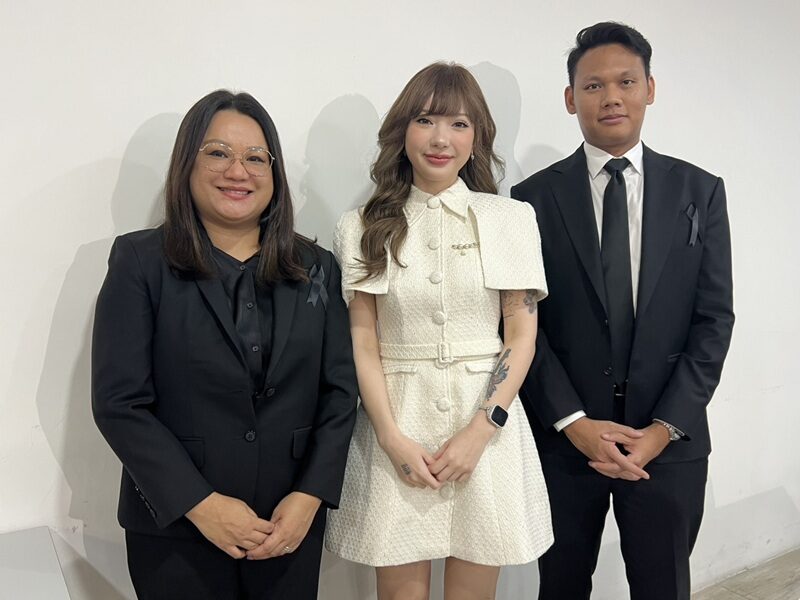 พลอยชมพู เตรียมยื่นอุทธรณ์ หลังศาลชั้นต้นตัดสินแพ้คดี กรณีเป็นโจทก์ฟ้องอดีตต้นสังกัด ข้อหาสัญญาไม่เป็นธรรม
