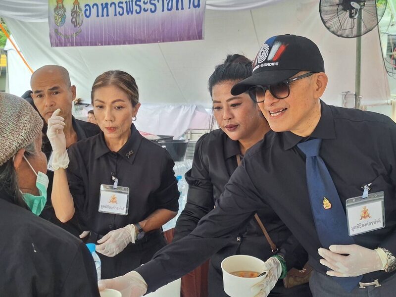 “ติ๊ก ชิโร่ - เอส กันตพงศ์” รวมใจเป็นจิตอาสา สานต่อแนวทาง ‘พระพันปีหลวง’ ทำดีไม่หวังผล