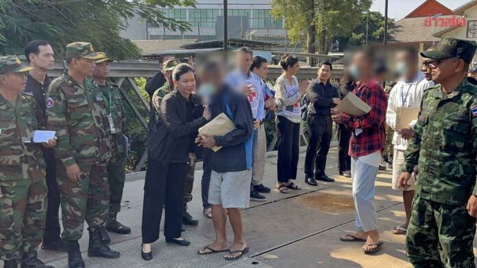 18เชลยศึก ปล่อยตัว