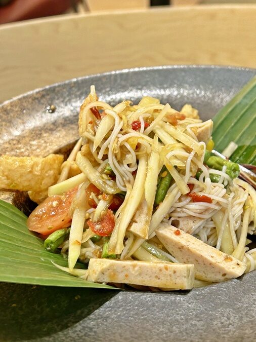 ส้มตำนัว เสิร์ฟเมนูใหม่ แจ่วฮ้อนอีสาน-อ่องมันปูนา