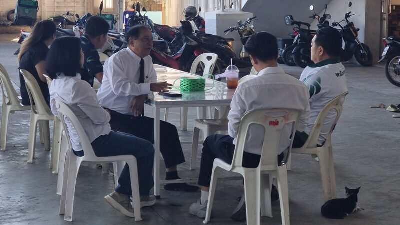 ฉลอง เรี่ยวแรง ผู้สมัครสส.พรรคพลังประชาชน