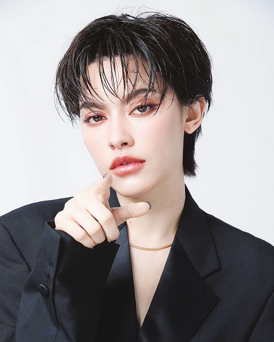 อาทิตย์ใส
