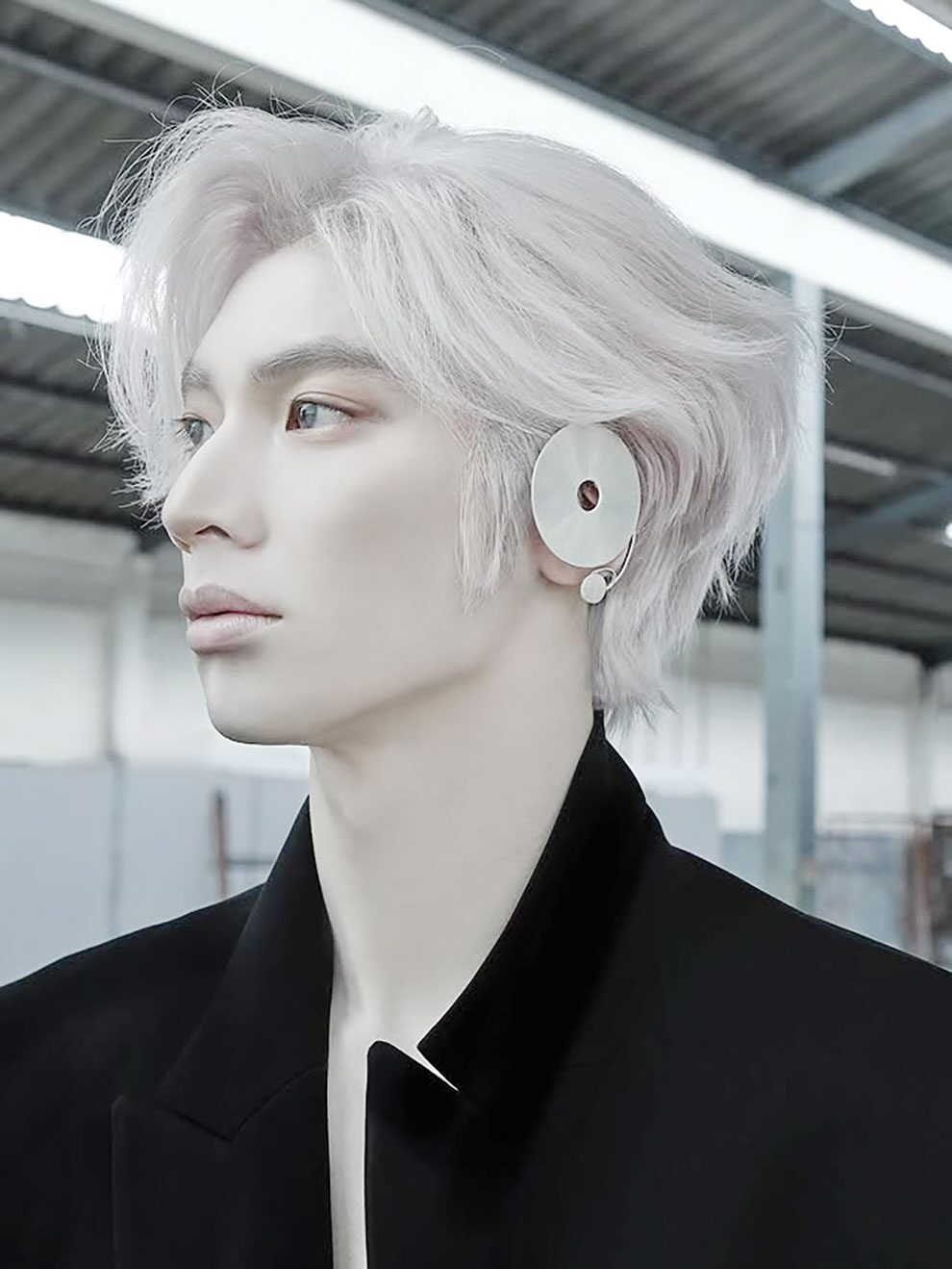 อาทิตย์ใส