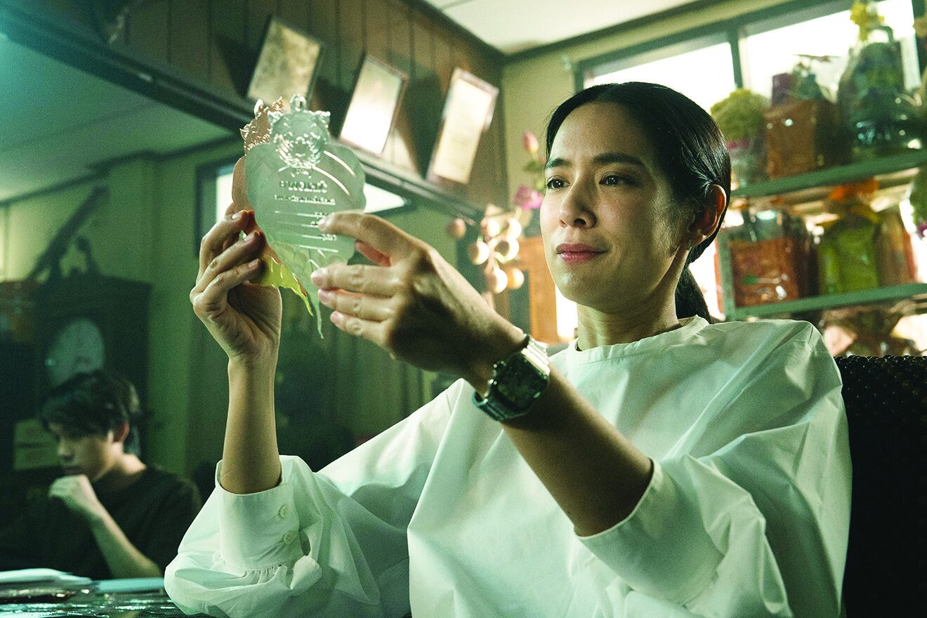 สกู๊ปบันเทิง - ‘Netflix’เขย่าวงการศรัทธา ‘เจมส์-พีช-แอลลี่’คัมแบ๊ก‘สาธุ๒’