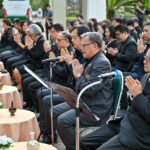 ม.เกษตรศาสตร์ จัดพิธีบำเพ็ญกุศลทำบุญตักบาตร ครบ 50 วัน พระบรมราชชนนีพันปีหลวง