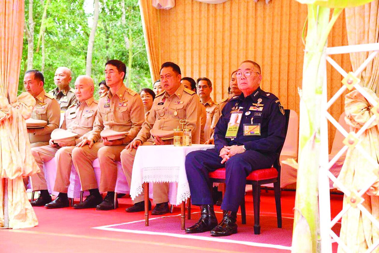 ข่าวสดพระเครื่อง - บวงสรวงตัด‘ไม้จันทน์หอม’ สร้างพระโกศ-พระหีบจันทน์