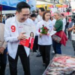 'ยศชนัน' ลุยหาเสียง แฟนคลับสวมกอด-หอมแก้ม เจ้าตัวยิ้มเขิน เปรย มีนโยบายเด็ด ต้นปีพร้อมเปิด 