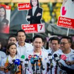 'ยศชนัน' ลุยหาเสียง แฟนคลับสวมกอด-หอมแก้ม เจ้าตัวยิ้มเขิน เปรย มีนโยบายเด็ด ต้นปีพร้อมเปิด 