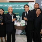 สวนสัตว์เปิดเขาเขียว คว้าโล่ศูนย์ข้อมูลข่าวสารโดดเด่น ย้ำความโปร่งใส