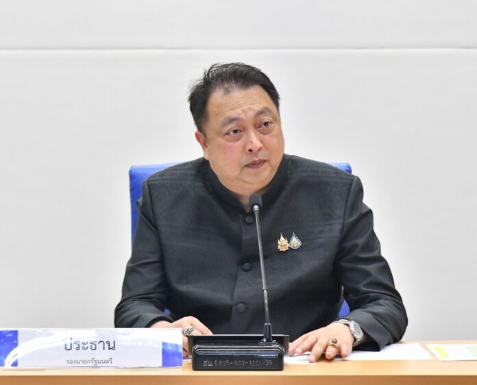 สุชาติ ชมกลิ่น