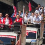 เพื่อไทย 3 แคนดิเดตนายกฯ ขึ้นรถแห่ หาเสียง เขตหลักสี่-ดอนเมือง ชู นโยบายเรียน4ปีมีรายได้