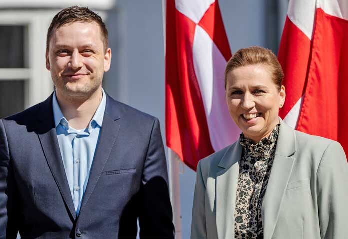 ไฟล์ - นายกรัฐมนตรี Mette Frederiksen ของเดนมาร์ก (ขวา) และนายกรัฐมนตรี Jens-Frederik Nielsen ของกรีนแลนด์ยิ้มระหว่างการประชุมที่ Marienborg ในเมือง Kongens Lyngby ประเทศเดนมาร์ก เมื่อวันที่ 27 เมษายน 2025