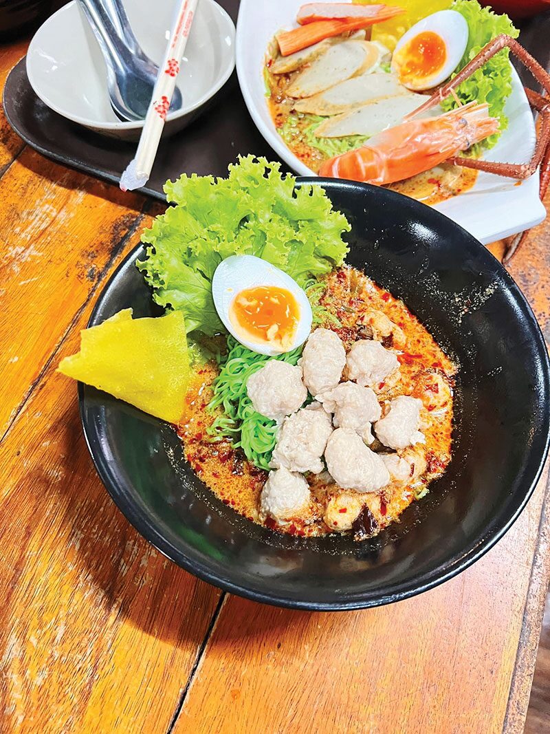 อิ่มอร่อย-ก๋วยเตี๋ยวต้มยำน้ำข้นให้รีบตัก ชามยักษ์อิ่มจุก-อร่อยลงตัว