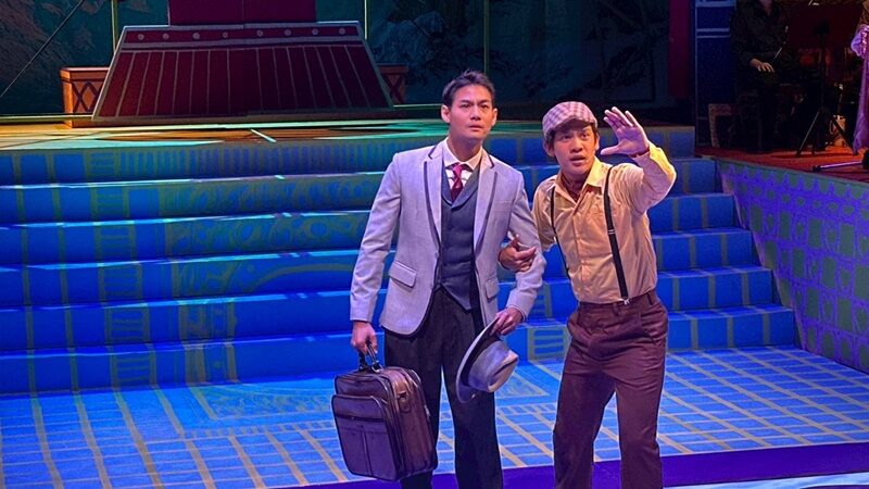 ละครอักษรฯ
