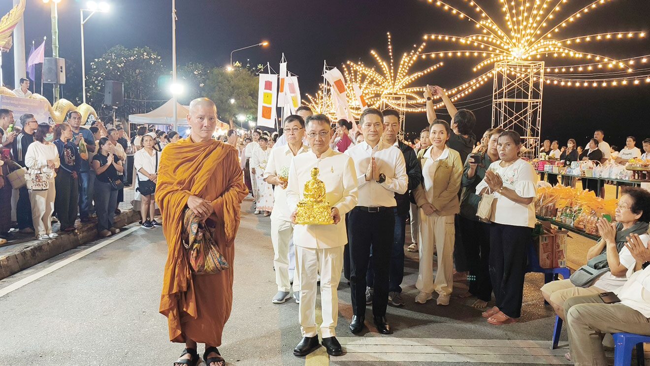 ข่าวสดพระเครื่อง-ผ้าไตรพระราชทาน‘กรมสมเด็จฯ’ สานประเพณีตักบาตรพระอุปคุต