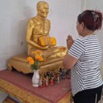 ชาวบ้านโวย บุกวัดดังอุทัยฯ เงินทอดกฐิน เจ้าอาวาส ไม่สร้างซุ้มประตูวัด ผิดวัตถุประสงค์ หมดศรัทธาทำบุญ-ขอเงินคืน