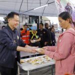 ผู้ว่าฯบุรีรัมย์ เตือน ผู้อพยพ อย่าเพิ่งกลับบ้าน ชายแดนไทย ยังปะทะรุนแรง เขมรระดมยิง BM21 ตกในพื้นที่เพียบ