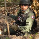 ชุด EOD เร่งตรวจสอบ กระสุนปืนใหญ่ เขมร ตกค้าง-ไม่ระเบิด หมู่บ้านสีแดงใกล้ปราสาทตาควาย