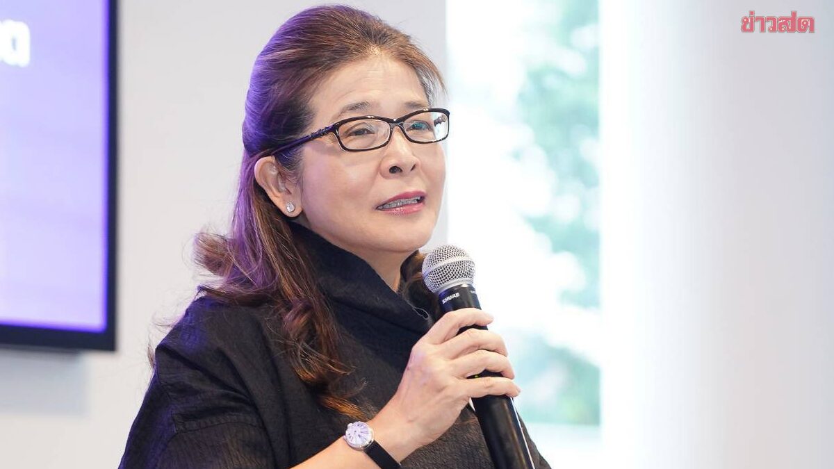 ภาพประกอบข่าว: 'สุดารัตน์' แจงภาพ ร่วมงานแต่ง 'ยิมเลียก' ชี้ได้รับเชิญจากพ่อแม่เจ้าสาว