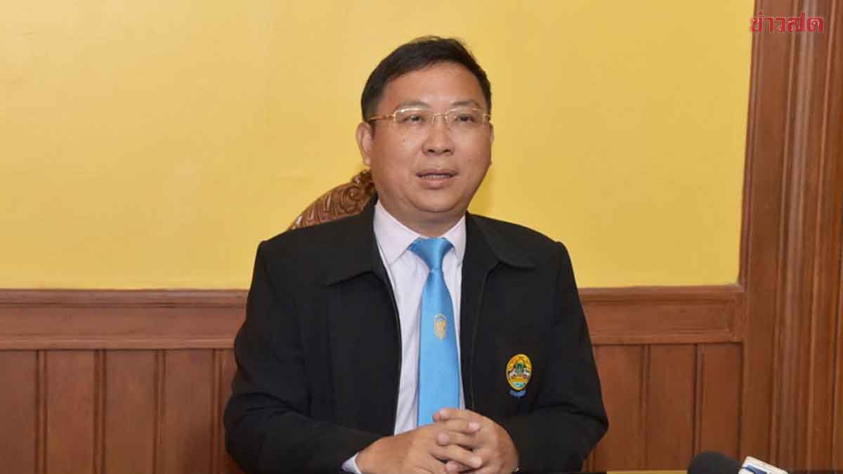 ภาพประกอบข่าว: กรมปศุสัตว์ เร่งส่งอาหารสัตว์ ทีมสัตวแพทย์ ช่วยเกษตรกรชายแดนไทย-กัมพูชา