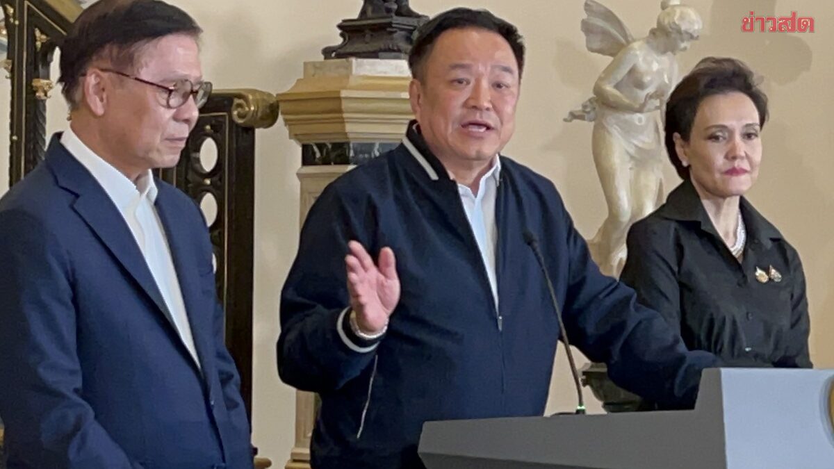 ภาพประกอบข่าว: อนุทิน ลั่น ภาษีไทย “ทรัมป์” บอกรับรองให้ดีกว่าประเทศอื่น เดี๋ยวให้ “ศุภจี” ไปอ้อนให้เยอะๆ