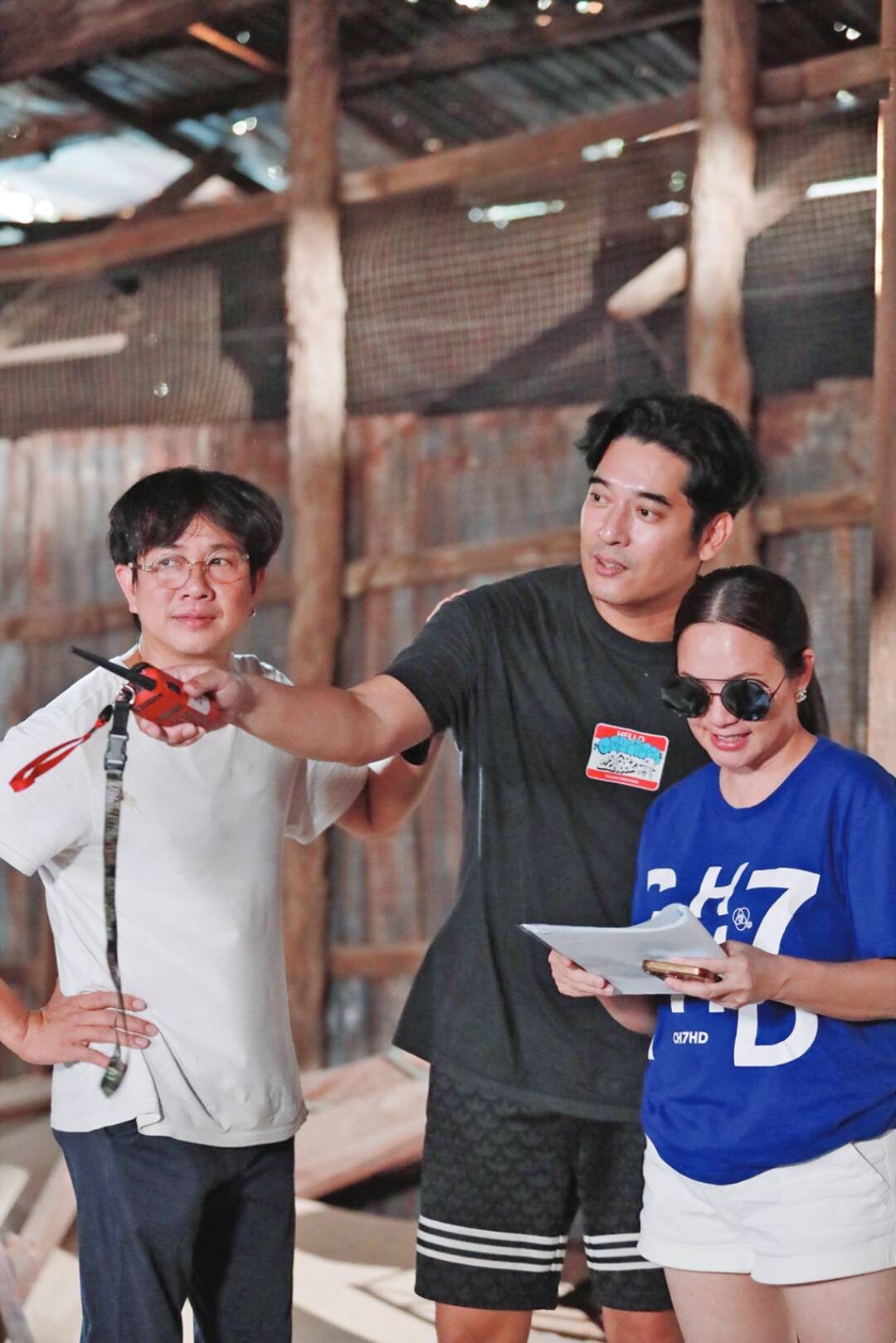 เบื้องหลังมายา