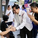 พีระพันธุ์ ลุยตลาดห้วยขวาง-ดินแดง ชูคนละครึ่งปลอดภาษี กระตุ้นเศรษฐกิจ ย้ำ ทำงานจริง-ไร้ซื้อเสียง