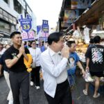 พีระพันธุ์ ลุยตลาดห้วยขวาง-ดินแดง ชูคนละครึ่งปลอดภาษี กระตุ้นเศรษฐกิจ ย้ำ ทำงานจริง-ไร้ซื้อเสียง