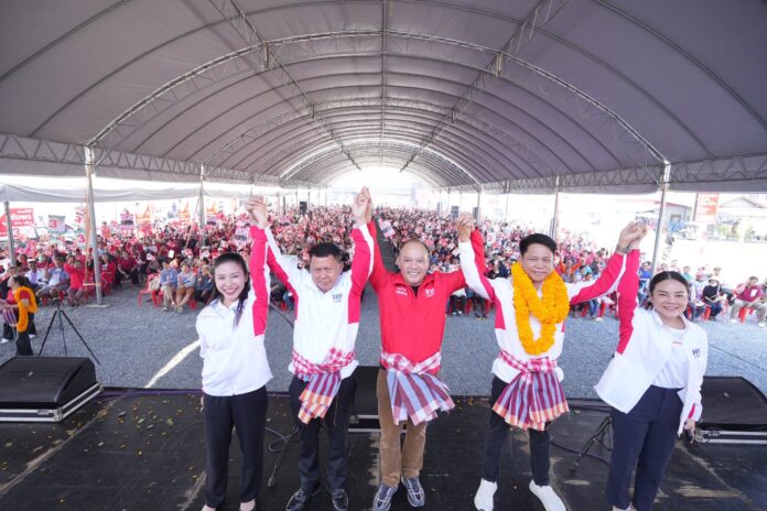 ณัฐวุฒิ บุกสุพรรณ ลั่นถึงเวลาประกาศอิสรภาพ ไม่ต้องห่วง‘ท็อป’ เลือกเพื่อไทยดูแล