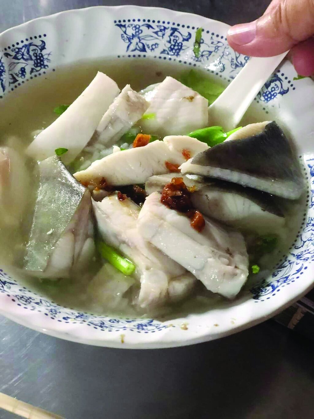 อิ่มอร่อย - ร้าน‘เซี่ยงกี่’ข้าวต้มปลา ยืนหนึ่งในย่านบำรุงรัฐ