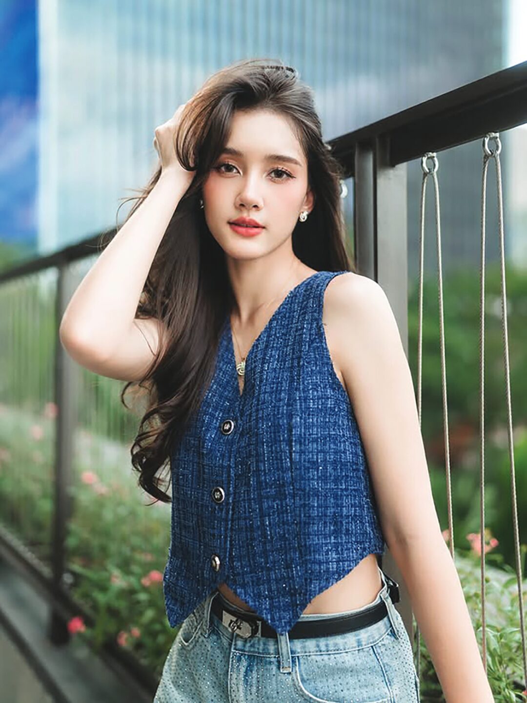 อาทิตย์ใส