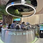 ร้าน Kyo Roll En เสิร์ฟเก๋ ขนมลอยน้ำกลางสวนสวย