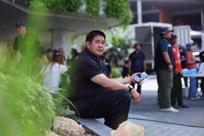  ร.อ.ธรรมนัส พรหมเผ่า 